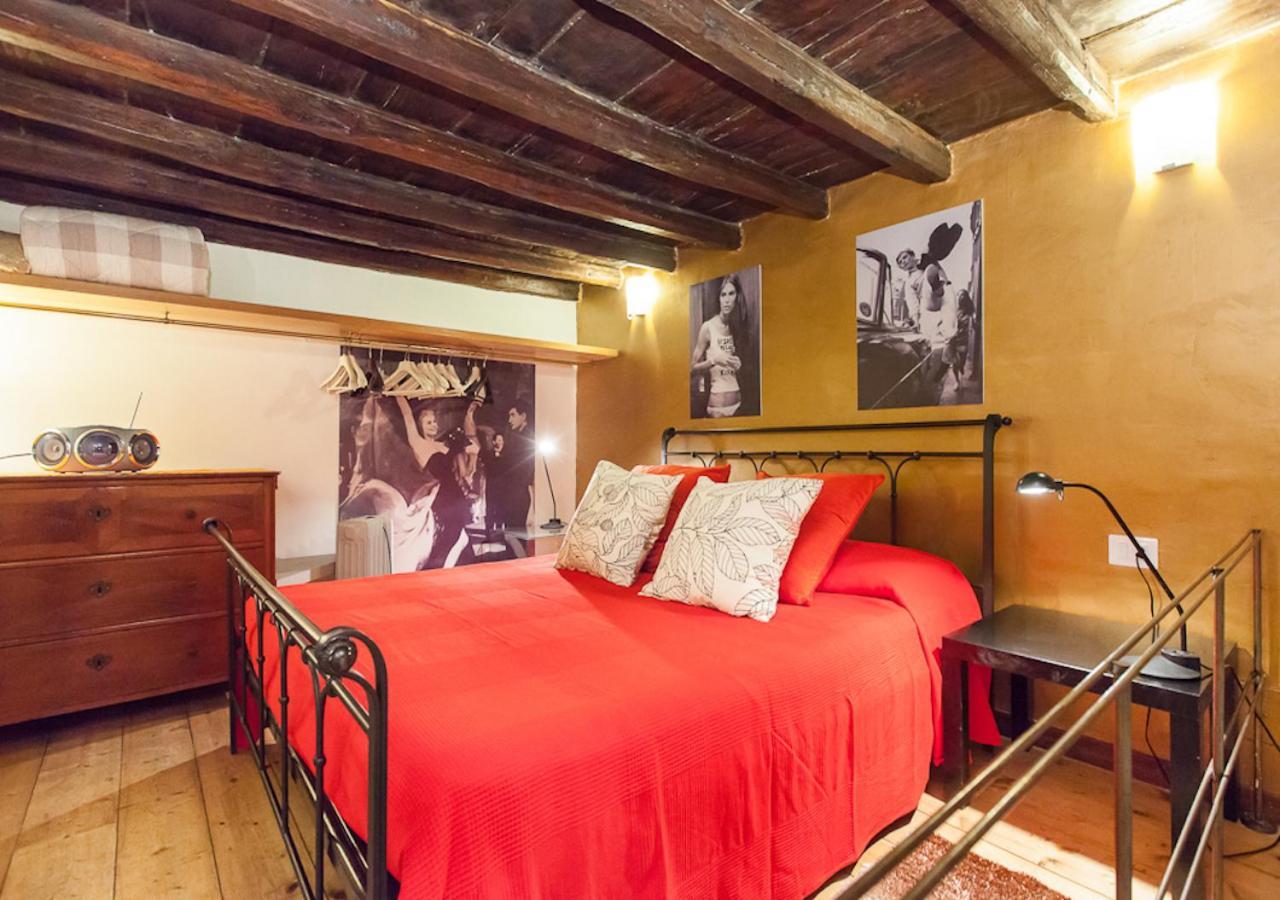 Independent In Trevi Fountain - Spain Square روما المظهر الخارجي الصورة